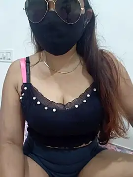 Aarti909090 online show from July 9, 3:55 pm