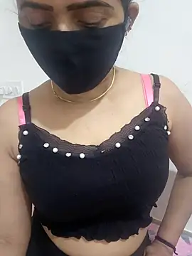 Aarti909090 online show from July 4, 3:27 pm