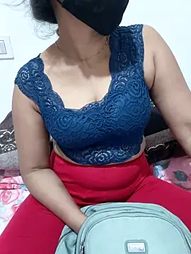 Aarti909090 online show from April 4, 6:58 pm