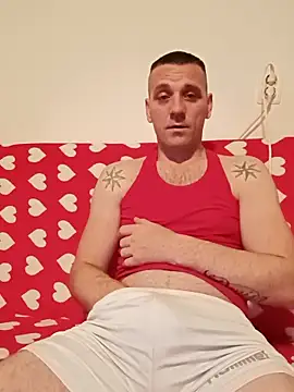 Baiat Finut1 online show from November 2, 8:58 pm