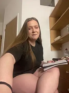 LiahLovexoxx online show from December 14, 2:07 am