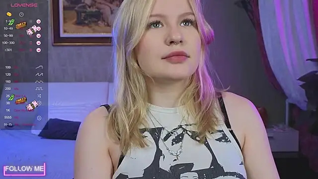 Mila wxw online show from November 21, 11:20 am