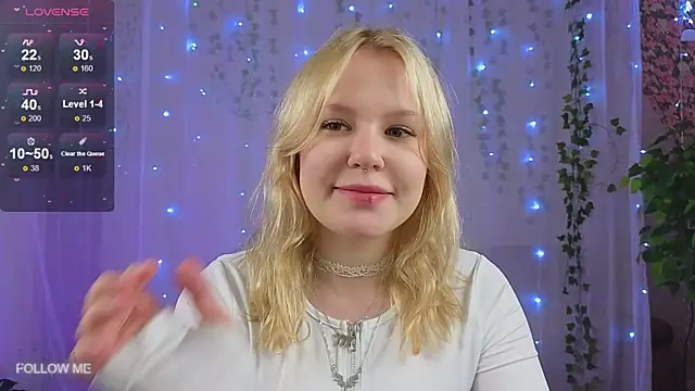 Mila wxw online show from November 8, 1:14 pm