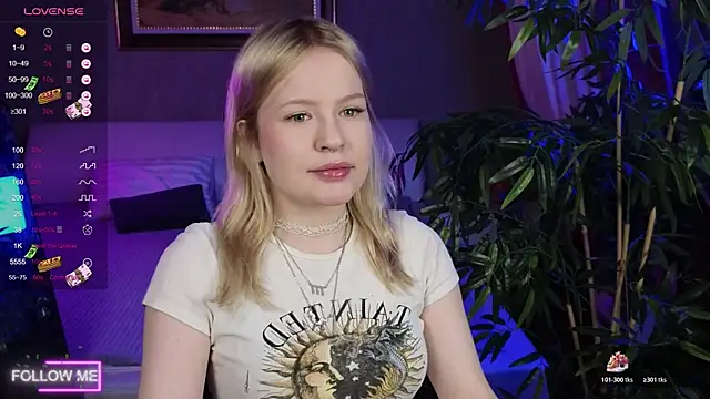 Mila wxw online show from November 22, 12:15 pm