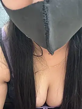 Lust Vibe online show from November 8, 5:05 pm