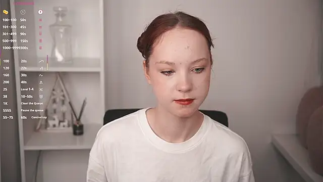 MaisieStarlight online show from February 26, 6:41 pm