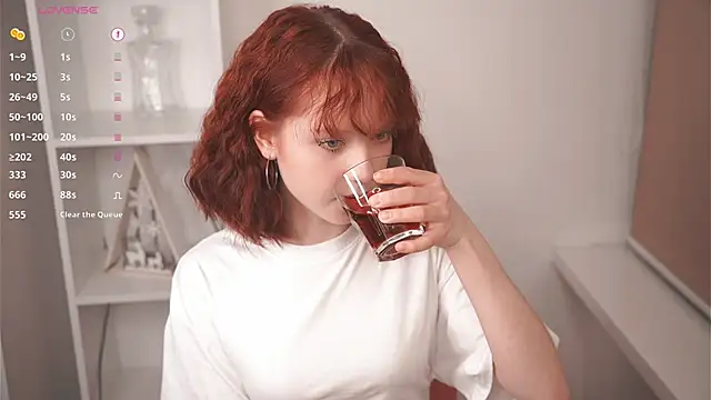 MaisieStarlight online show from February 2, 5:23 pm