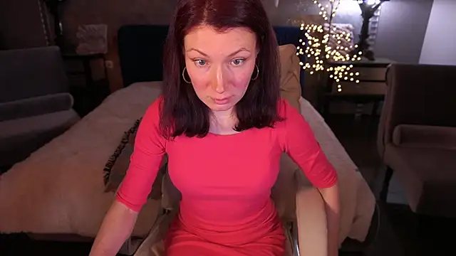 AmiraGoldd online show from April 9, 8:59 pm