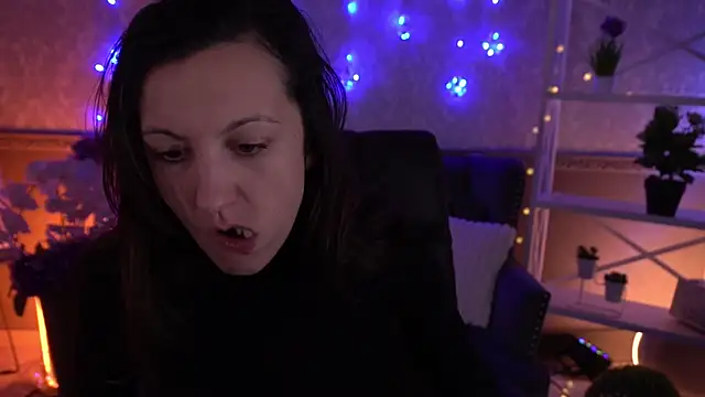 ZafiraMoonn online show from January 13, 6:39 am