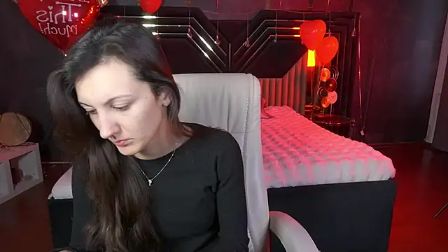 ZafiraMoonn online show from February 18, 7:06 am