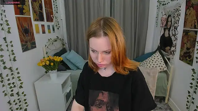 NaomiRosss online show from December 14, 1:39 pm