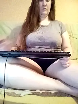 Snapshot of ms_evilidya chatting on November 3, 11:14 am ms evilidya online show from November 3, 11:14 am