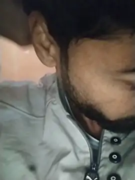 Snapshot of sexychd chatting on November 30, 3:18 am sexychd online show from November 30, 3:18 am