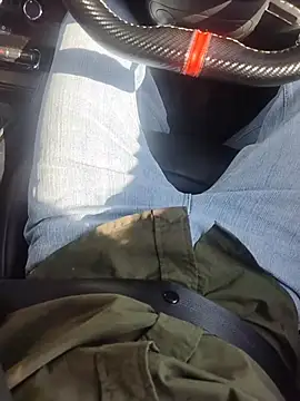 Snapshot of sexychd chatting on November 25, 4:57 am sexychd online show from November 25, 4:57 am