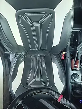 Snapshot of sexychd chatting on November 28, 9:42 am sexychd online show from November 28, 9:42 am