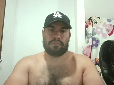 Snapshot of Ramses_36 chatting on February 16, 1:04 am Ramses 36 online show from February 16, 1:04 am