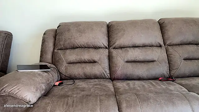 Alexandreagrace online show from January 15, 8:23 pm