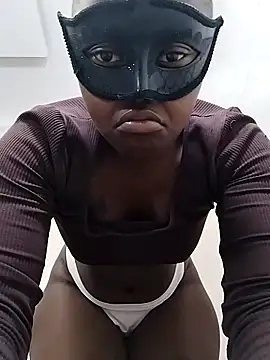 SweetSavage18 online show from February 4, 7:31 pm