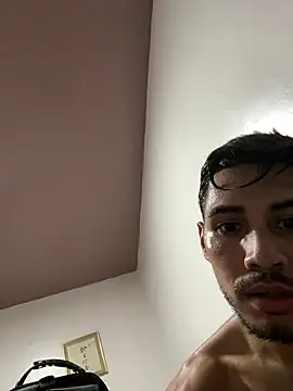 meninadeparis online show from February 4, 10:27 pm