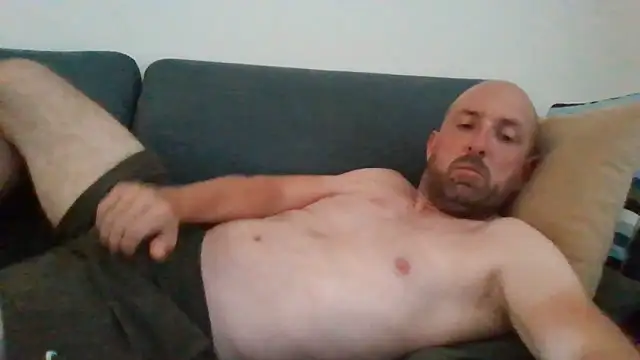 Snapshot of luca_beech88 chatting on June 14, 11:11 am luca beech88 online show from June 14, 11:11 am