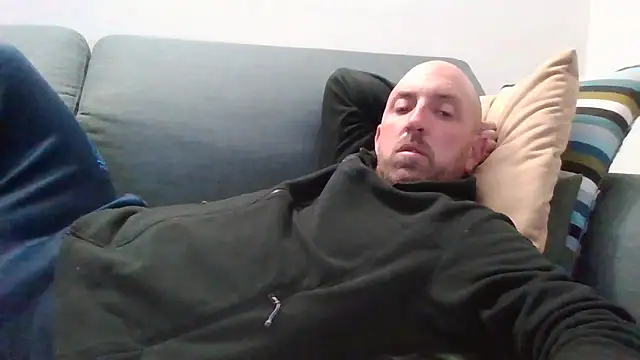 luca beech88 online show from April 14, 6:02 pm