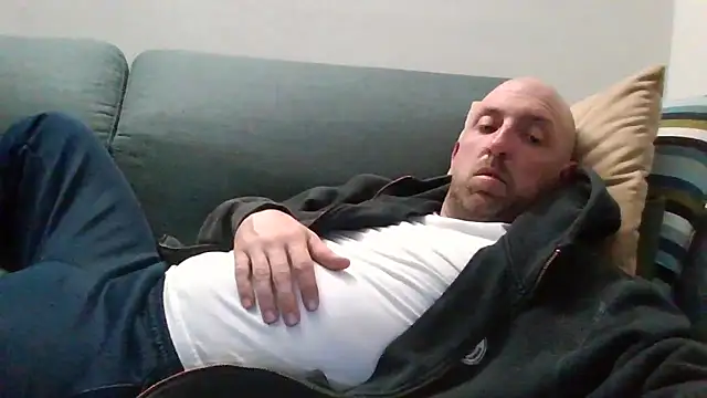 luca beech88 online show from April 13, 6:23 pm