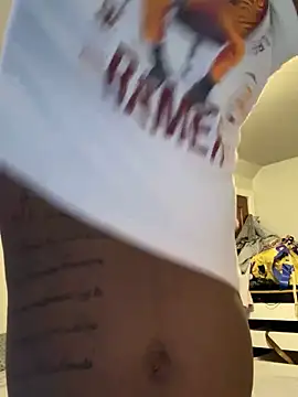 youngbull dada online show from December 3, 5:12 pm