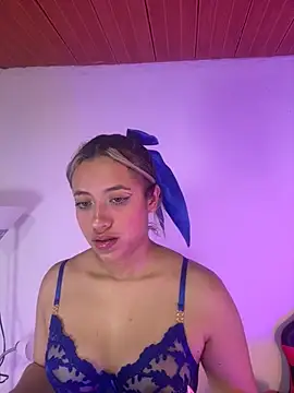 Snapshot of alexa_bluee chatting on November 28, 8:25 am alexa bluee online show from November 28, 8:25 am