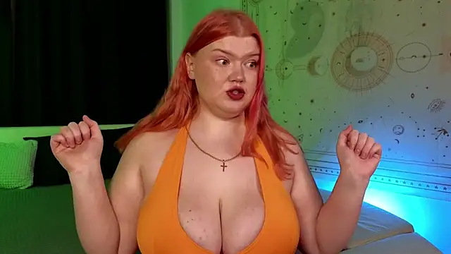 Snapshot of AriettaHeart chatting on November 11, 8:14 pm AriettaHeart online show from November 11, 8:14 pm