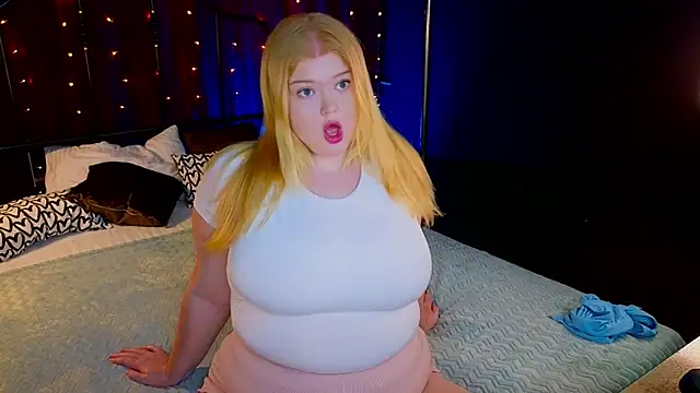 AriettaHeart online show from May 11, 2:45 pm