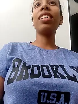 Ari 1217 online show from November 28, 9:37 pm