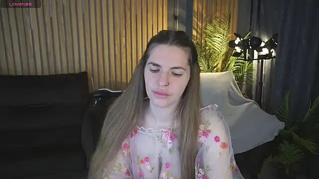 DanielaReign online show from March 26, 7:06 am