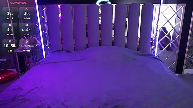 DanielaReign online show from April 6, 12:50 pm