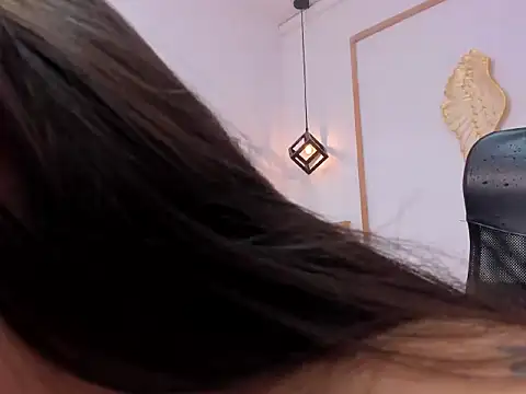 Snapshot of Ana_Muller19 chatting on November 30, 4:13 am Ana Muller19 online show from November 30, 4:13 am