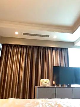 Snapshot of xxxrosie123 chatting on November 4, 12:53 pm xxxrosie123 online show from November 4, 12:53 pm