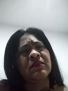 Morena-lindona online show from November 3, 11:41 pm