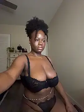 ladiosa selene online show from February 18, 11:45 pm