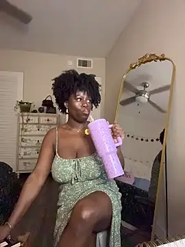 ladiosa selene online show from March 5, 12:40 am