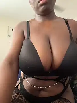 ladiosa selene online show from June 24, 9:01 pm