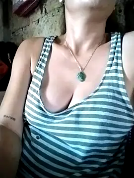 Sassy-jann online show from November 28, 12:00 am