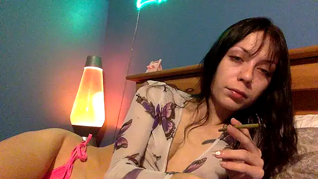 kittenkisses3 online show from November 4, 2:37 am