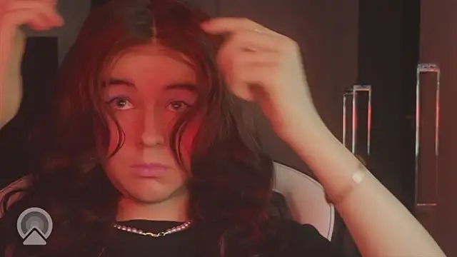 Snapshot of JanaLicious04 chatting on December 17, 9:53 pm JanaLicious04 online show from December 17, 9:53 pm