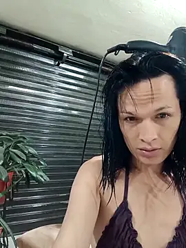 PaulinaLondra2 online show from November 18, 10:40 am