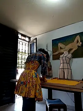 PaulinaLondra2 online show from November 7, 2:10 pm