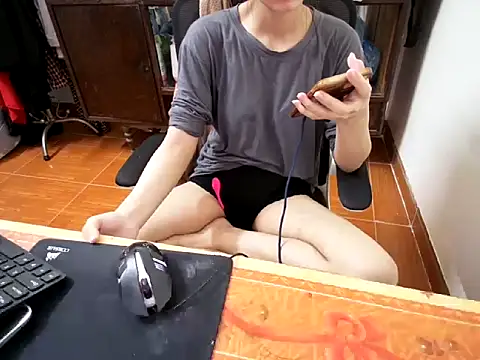 ---Lusi03--- online show from December 22, 3:17 am