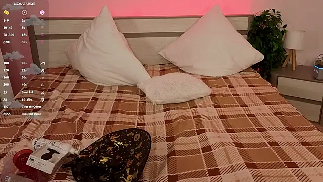 WICKEDEMBER online show from February 23, 2:13 am