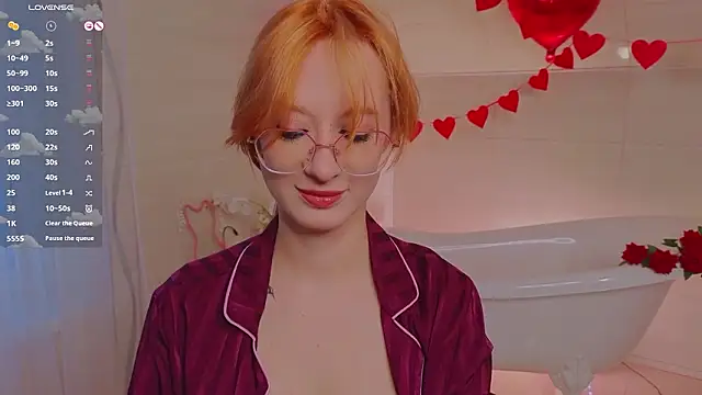 WICKEDEMBER online show from February 19, 1:46 am