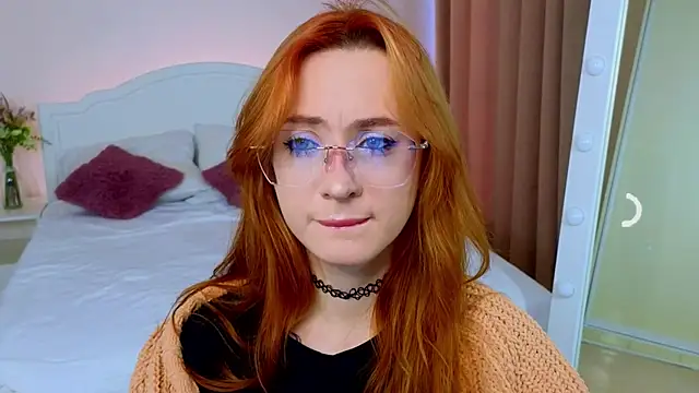 WICKEDEMBER online show from April 13, 2:04 am