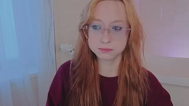 WICKEDEMBER online show from March 21, 1:40 am