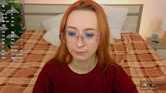 WICKEDEMBER online show from April 14, 1:43 am